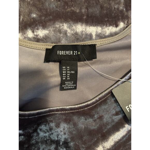 NWT Forever 21 Women's Gray Velvet Short Summer Dress Size 1X - Picture 3 of 6